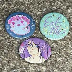 *FREE WITH ANY PURCHASE* *DAMAGED* Lot of 3 Can Badges - Ghost, Eat Me, Neko